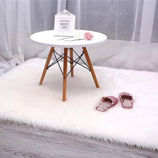 Plush Acrylic Polyester Synthetic Sheepskin Carpets and Rugs Imitation Fur Carpets for Bedroom Floor